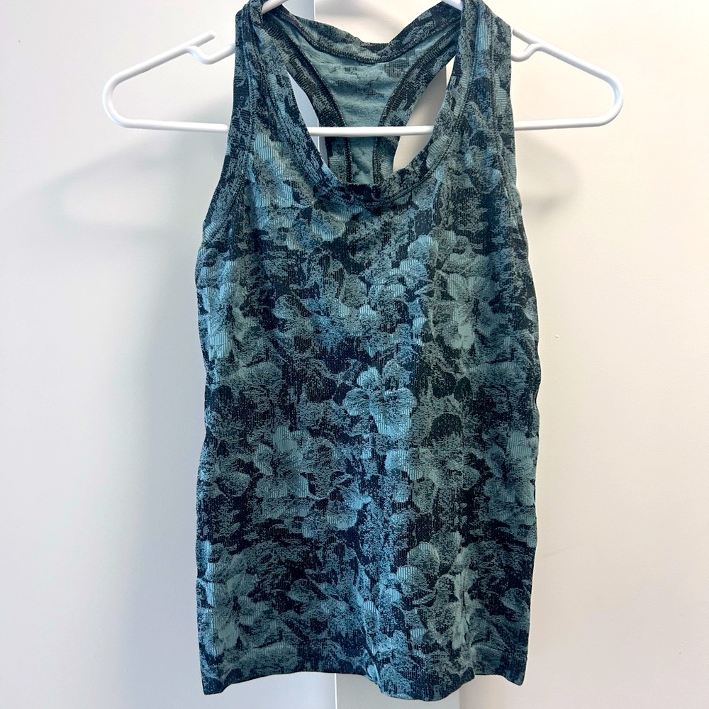 Athleta momentum racer back tank